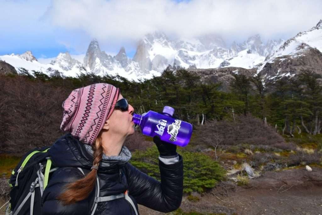 stay hydrated while hiking
